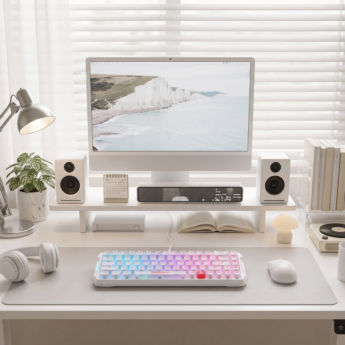 Blade 68 Wired Silent Mechanical Keyboard - Pure White